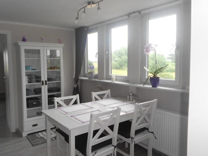 Apartment Schoene In Ruhiger Lage Bannemin